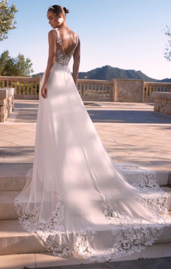 weitere-kleider-ione-03_web